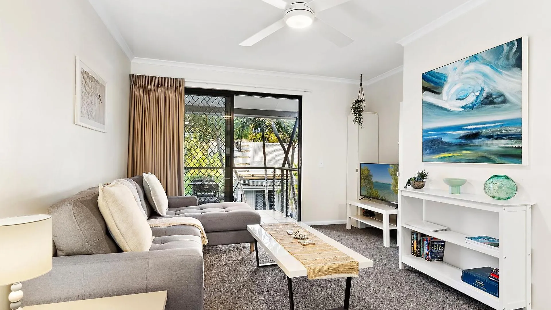 Upstairs 1 Bedroom Unit In Noosaville Resort